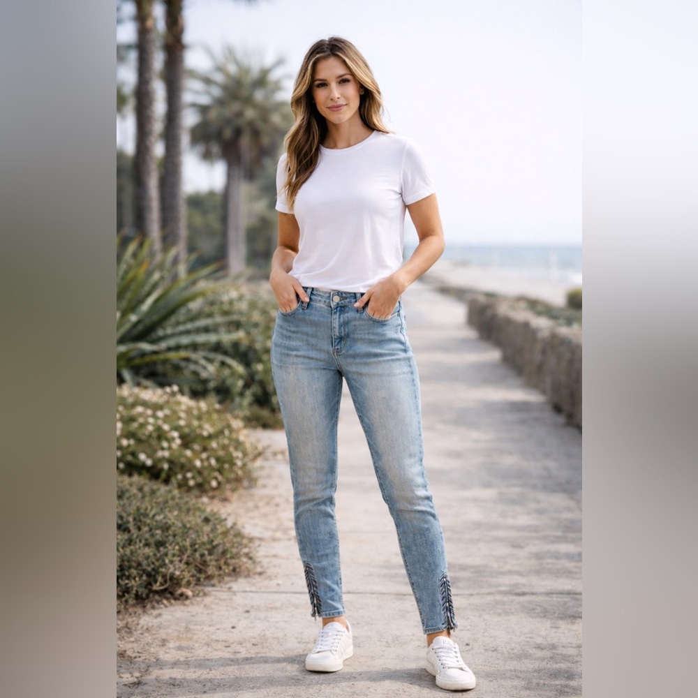 White House Black Market Mid Rise Embroidered Skinny Ankle Jeans 8